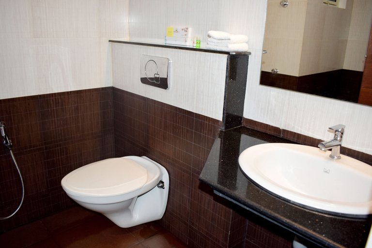 Bathroom 4, Nakshatra Emerald Inn, Thrissur