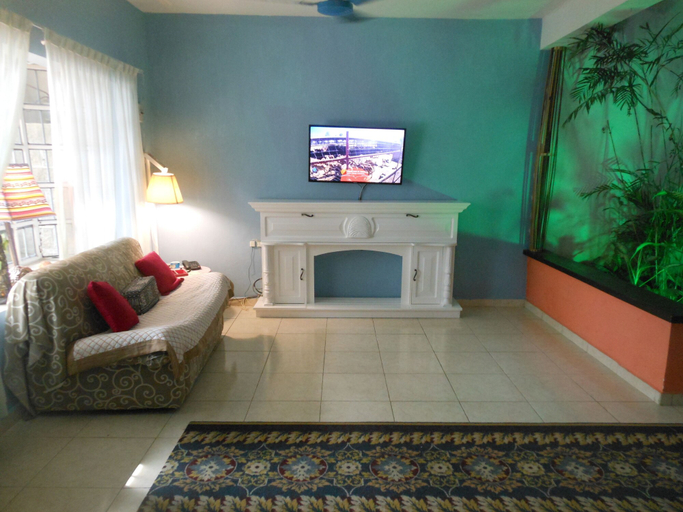 Others 3, Majestic House, Isla Mujeres