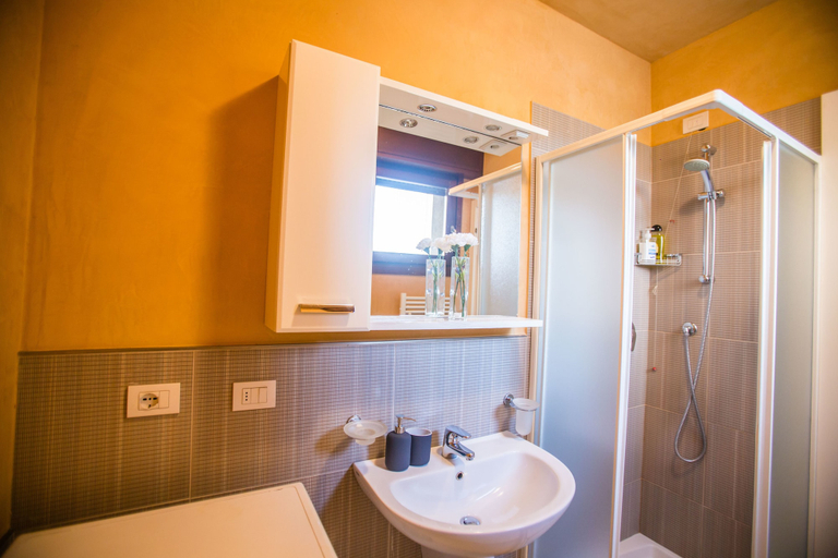 Bathroom 3, Residence San Lorenzo, Brescia