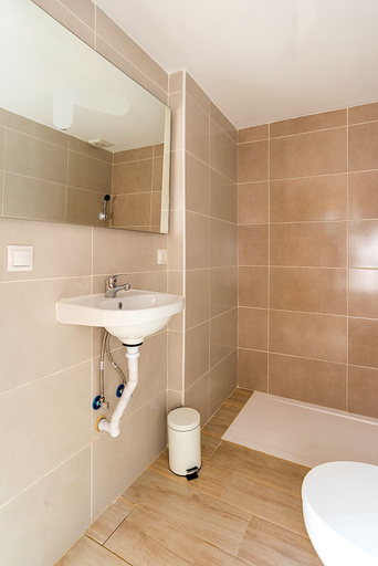 Bathroom 4, Manhattan studio Citycenter, Málaga