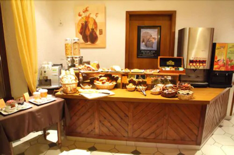 Food & Drinks 4, Hotel Les Tilleuls, Doubs