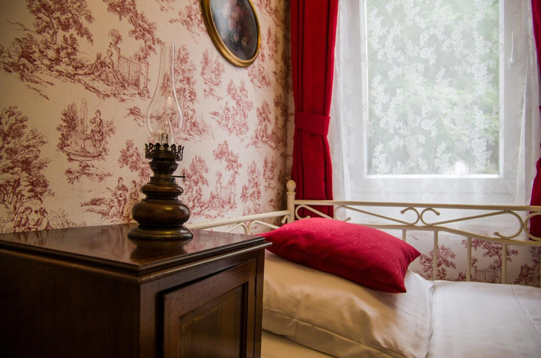 Bedroom 4, Hotel Victoria, Rheingau-Taunus-Kreis