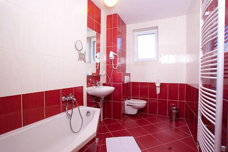 Bathroom 4, Hotel Trend, Plzeň