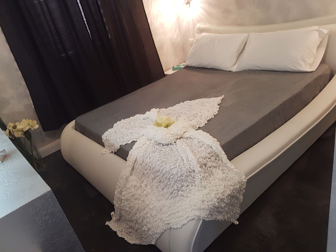 Bedroom 2, Glamour Spanish Steps, Rome