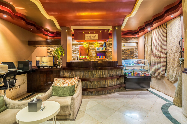 Food & Drinks 4, Al Muhaidb Residence Al Malaz 4 - Economic, Riyadh