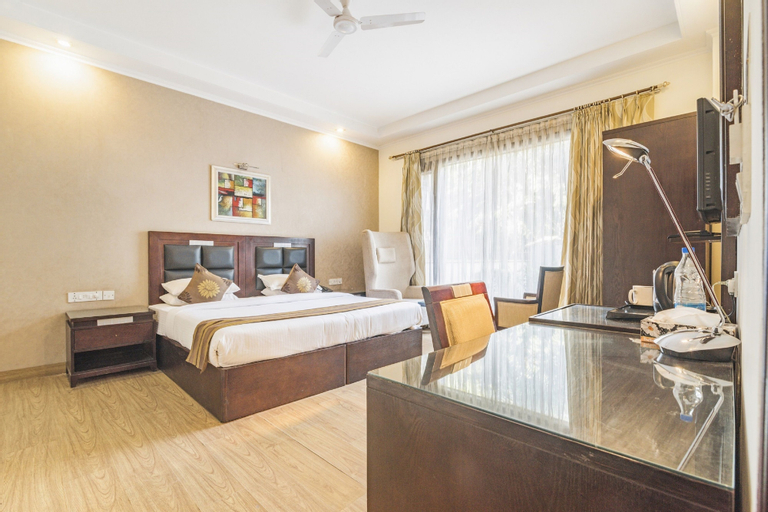 Bedroom 3, Royal Residence On MG Road, Gurgaon