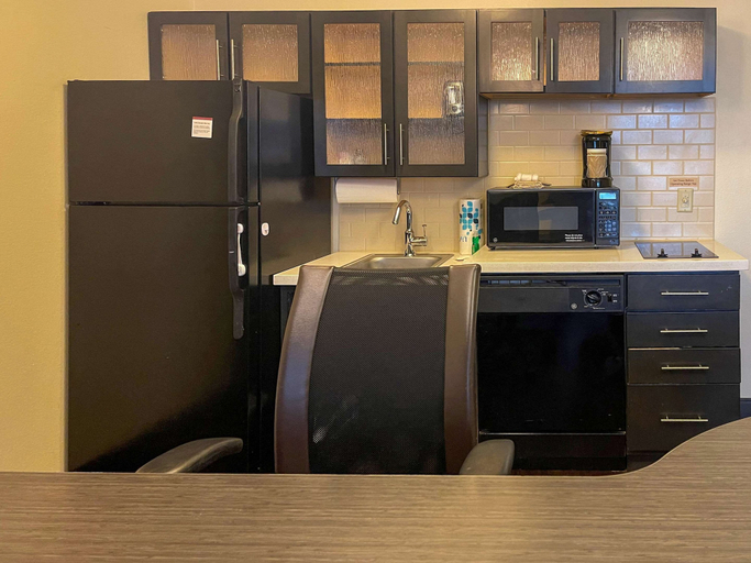 Others 5, MainStay Suites Wichita Northeast, Sedgwick