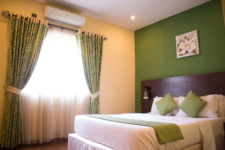 Bedroom 2, Atlantic Hotel And Suites, Mainland