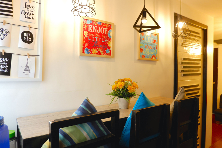 Our Awesome Hostel, Makati City