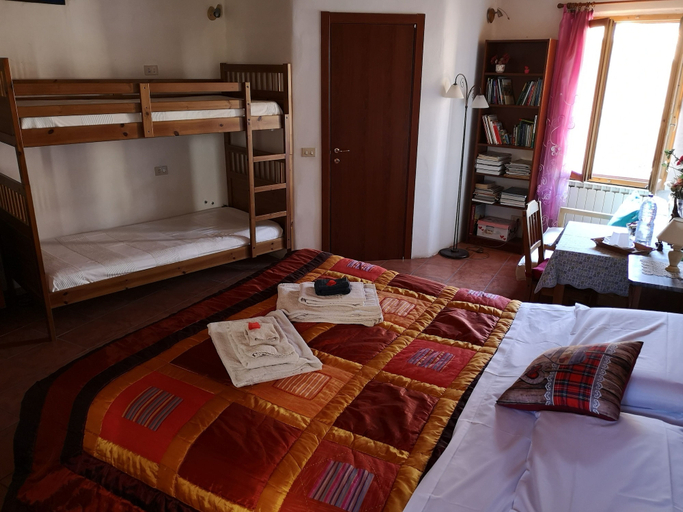 Bedroom 4, Antico Borgo di Torri, Siena