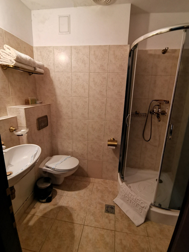 Bathroom 4, Hotel Carol Constanta, Constanta