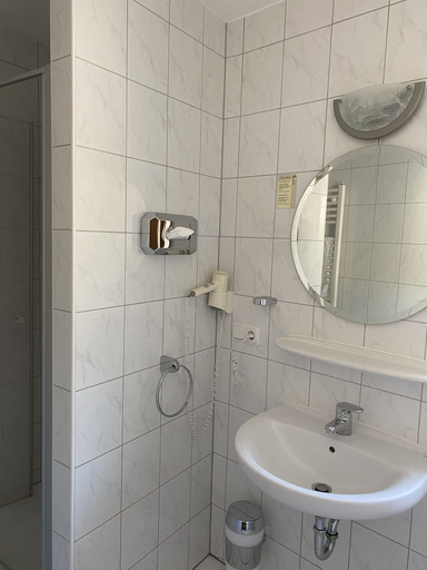 Bathroom 4, Theis-Mühle, Eifelkreis Bitburg-Prüm