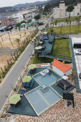 Exterior & Views 1, Mali Hotel & Resort, Taean