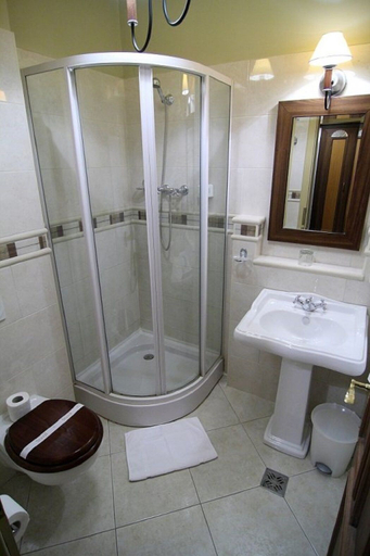 Bathroom 4, Öreg Miskolcz Hotel, Miskolci