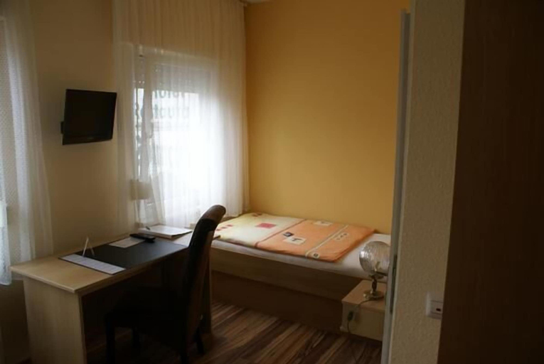 Bedroom 2, Hotel Sonnenhof garni, Rhein-Hunsrück-Kreis