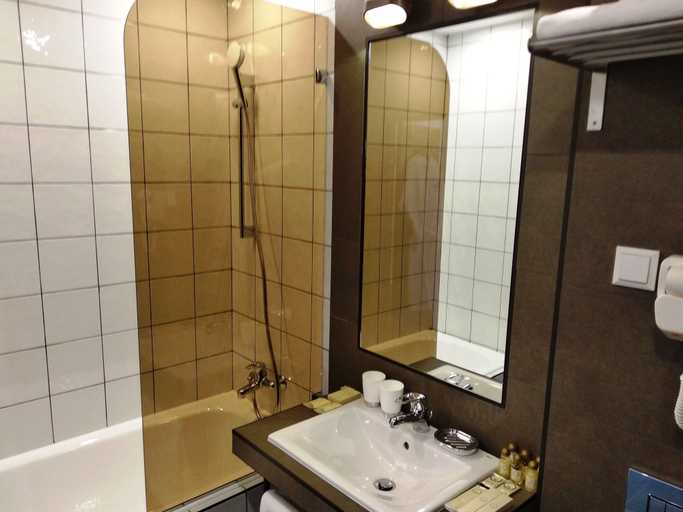 Bathroom 3, Sunflower Hotel Vnukovo, Leninskiy rayon