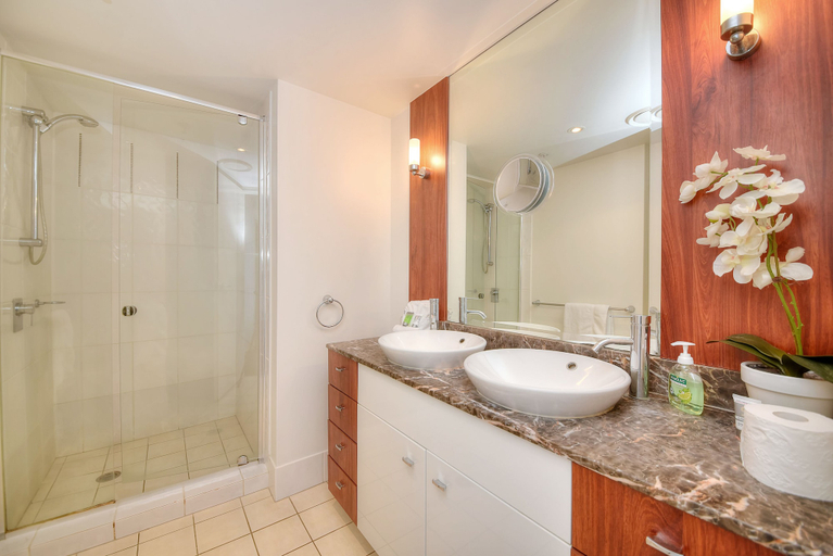 Bathroom 5, GCA Chevron Renaissance, Gold Coast