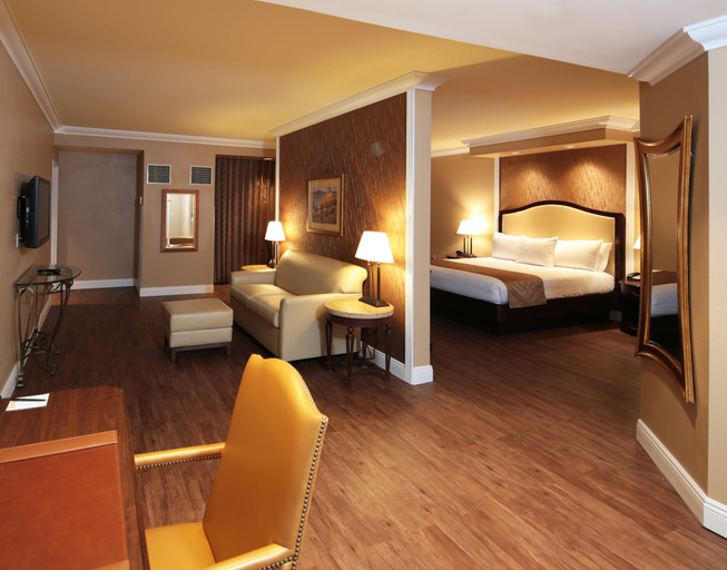 Bedroom 3, South Point Hotel, Casino, and Spa, Clark