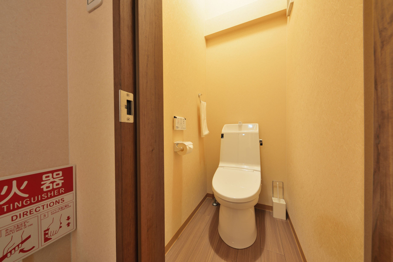 Bathroom 3, Shiki Tofukuji, Kyoto