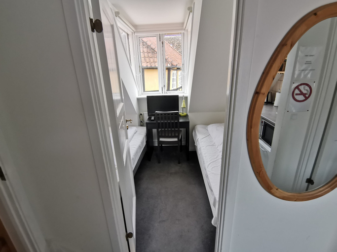 Others 5, Hotel Skandinavien, Langeland