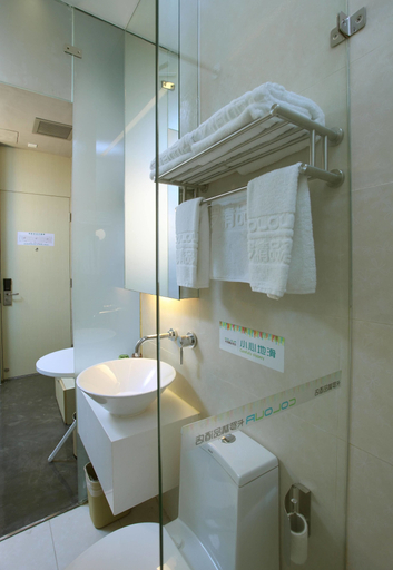 Bathroom 4, Colour Inn Shenzhen Dongmen Branch, Shenzhen