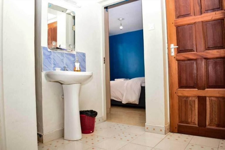 Bathroom 4, Clifton Bnb kisii, Nyaribari Chache