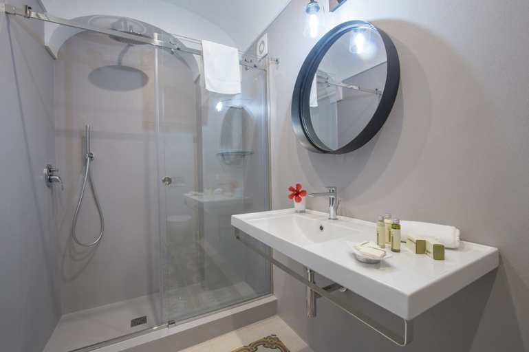 Bathroom 4, Casa Le Calle, Salerno