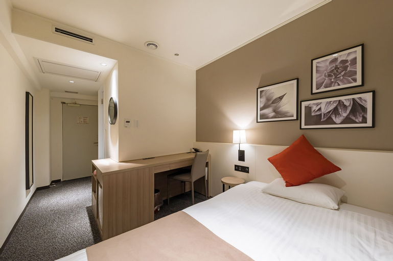 Bedroom 3, Akasaka Yoko Hotel, Minato