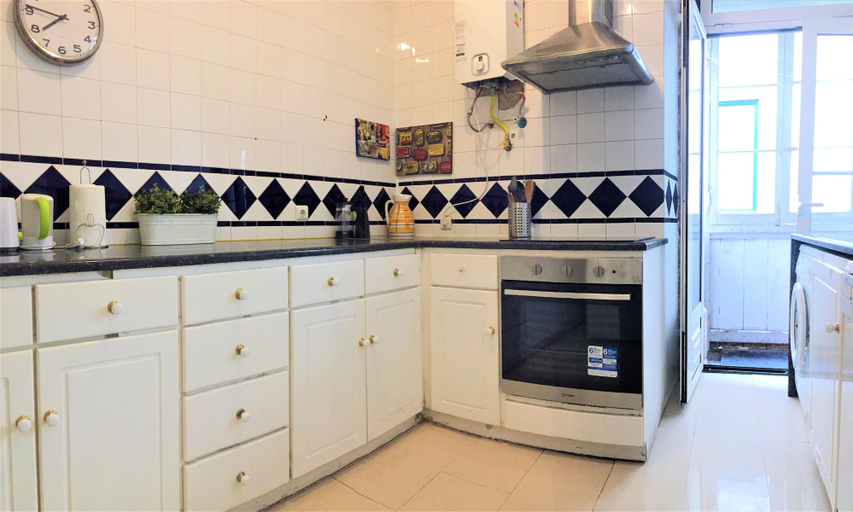 Others 5, Charming Vintage Auto Check-in Flat in Baixa, Lisbon