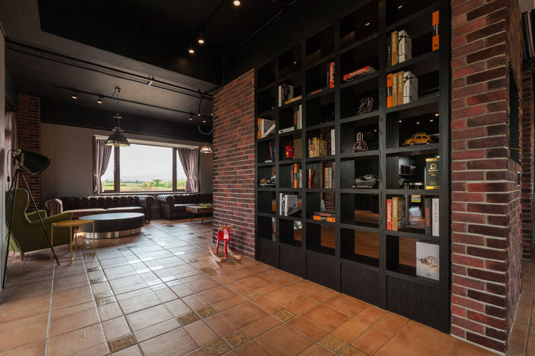 Food & Drinks 5, More Manor, Yilan