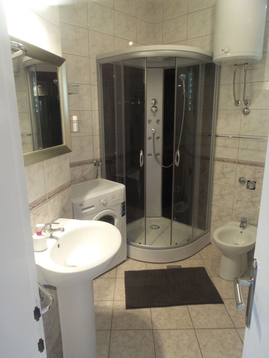Bathroom 4, Apartments Ella, Split