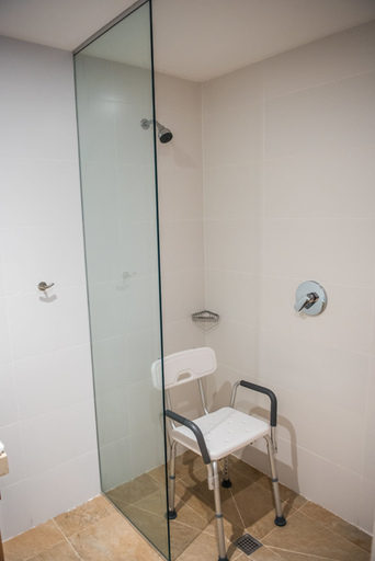 Bathroom 4, Hampton by Hilton Santo Domingo Airport, Boca Chica