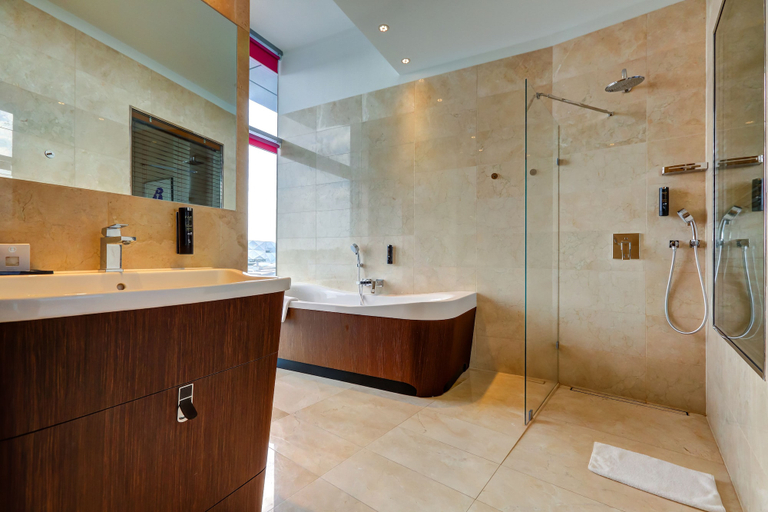 Bathroom 5, Copernicus Torun Hotel, Toruń City