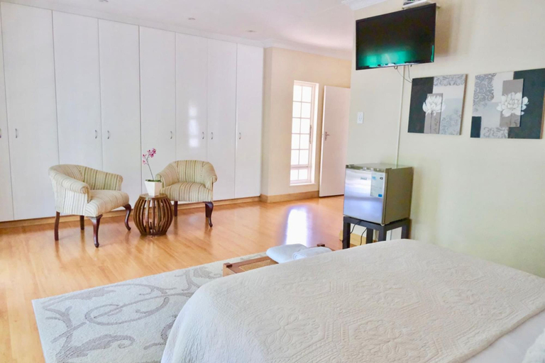 Bedroom 3, The WhiteHouse B&B, eThekwini