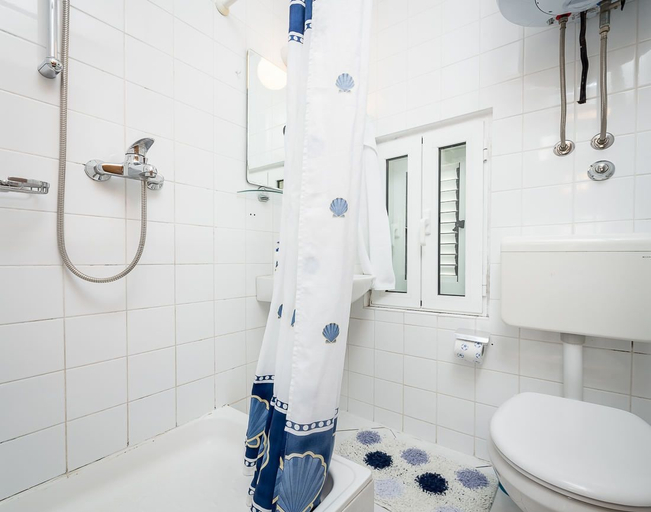 Bathroom 4, Apartments Sunce, Split