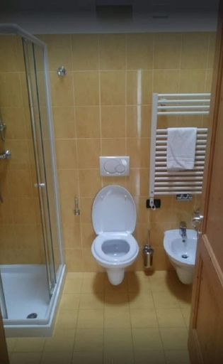 Bathroom, Residenza Casale, Trento