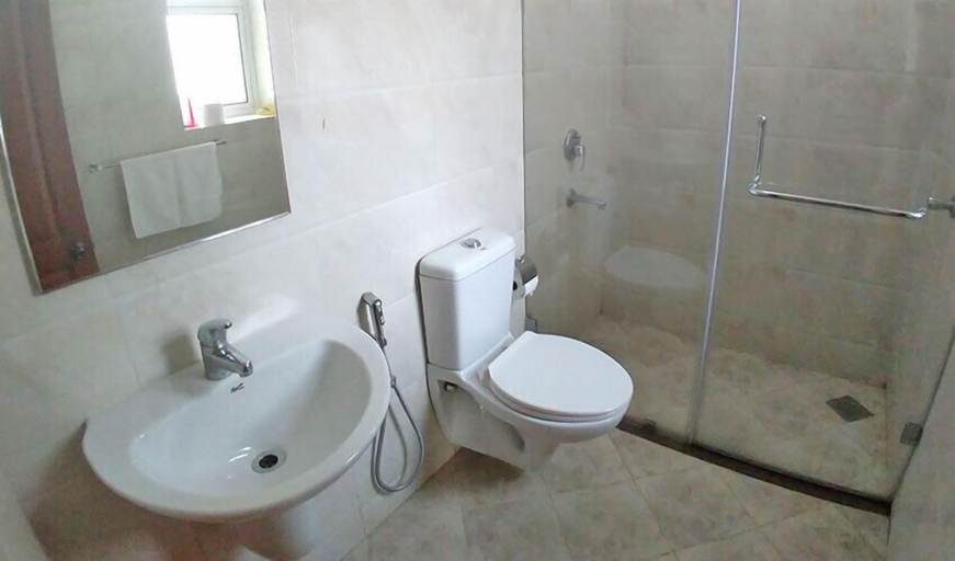 Bathroom, B&F Kensington Square, North Goa