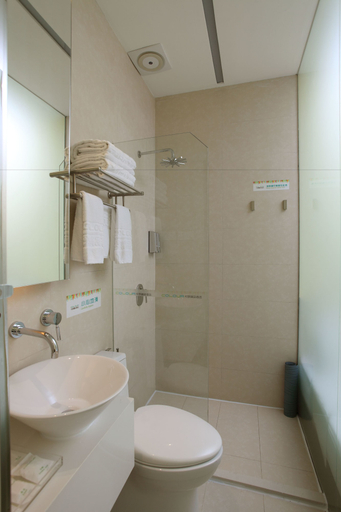 Bathroom 5, Colour Inn Shenzhen Dongmen Branch, Shenzhen