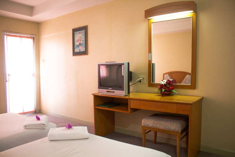 Bedroom 3, Banchang Palace Hotel, Ban Chang