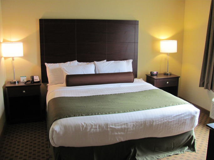 Bedroom 3, Cobblestone Inn & Suites - Ambridge, Beaver