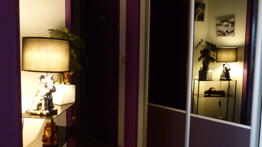 Bedroom 3, Chambre d'Amis (Chambres d'Hôtes/BnB/Guest House), Paris