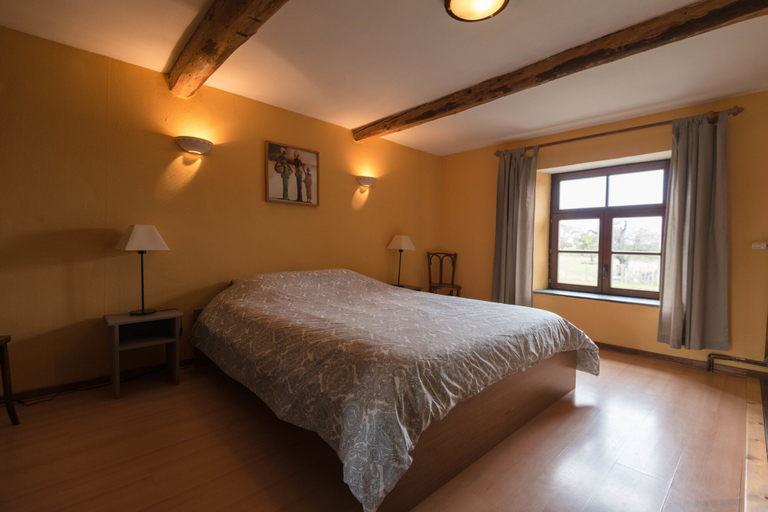 Bedroom 2, B&B Les Trois Voisins, Namur