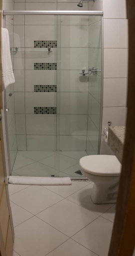 Bathroom 3, L'Acordes Hotel, Porto Velho