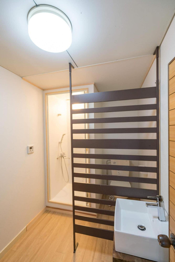 Bathroom 3, Guesthouse leaf, Hokuto