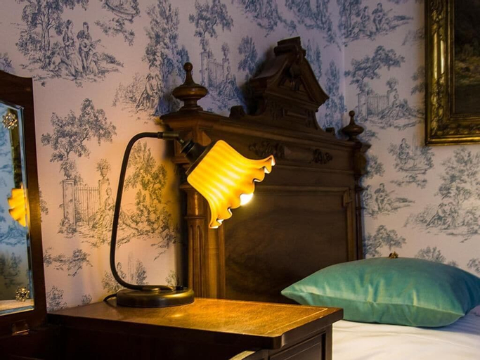 Bedroom 2, Hotel Victoria, Rheingau-Taunus-Kreis