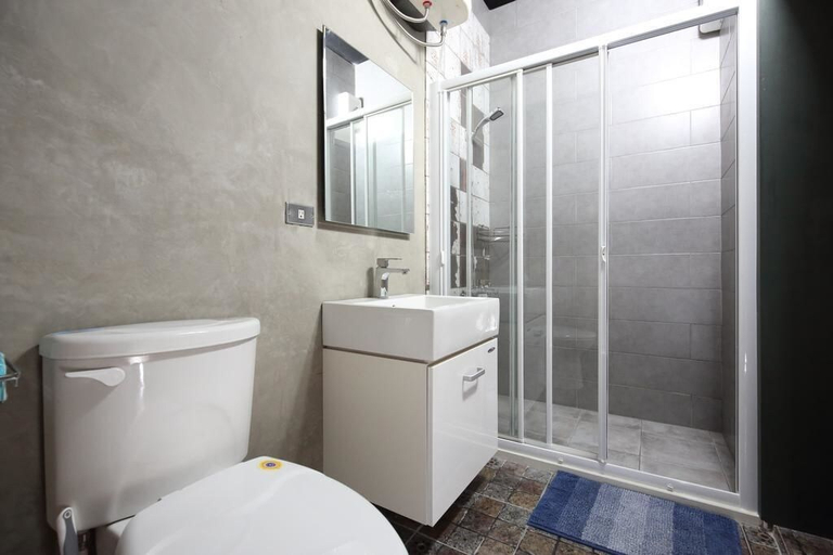 Bathroom 5, G.O.A.T Hostel, Hualien