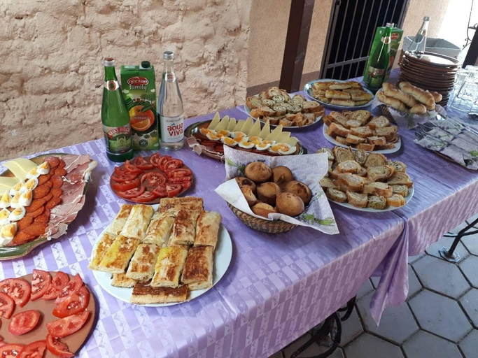Food & Drinks 5, Rooms Milin Lagum, Irig