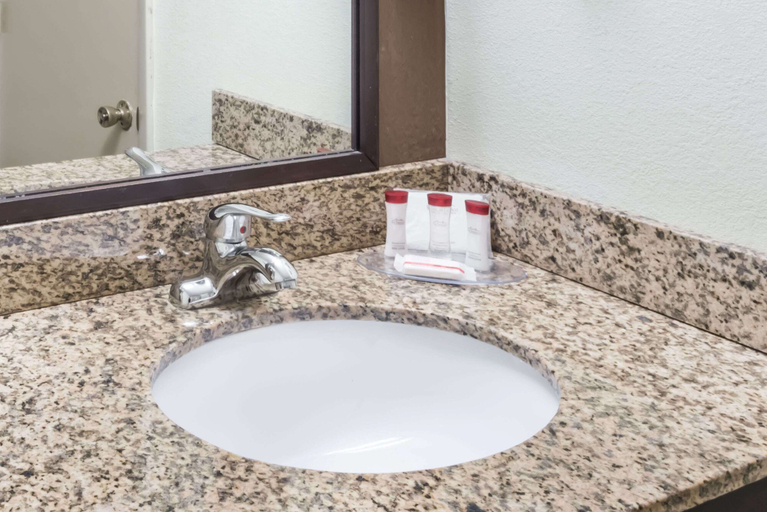 Bathroom 4, Ramada by Wyndham Groton/Mystic, New London