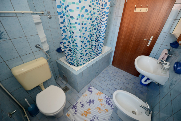 Bathroom 4, Apartments Andelko, Zadar