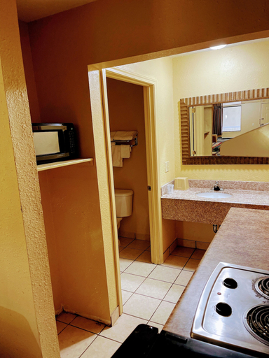 Others 5, Fairview Suites, Mississippi